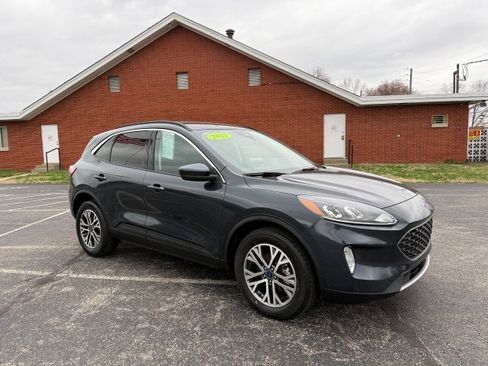 Used 2022 Ford Escape SEL w/ Technology Package image 1