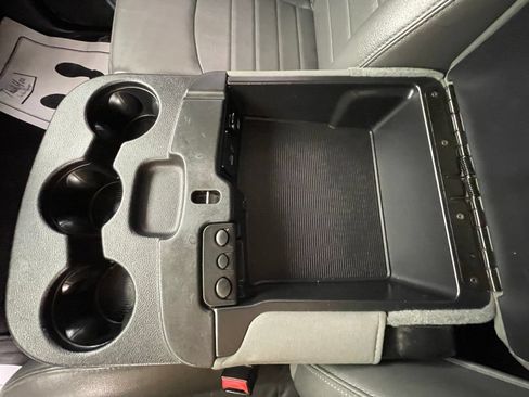 Used 2015 RAM 1500 Tradesman AWD/4WD image 16
