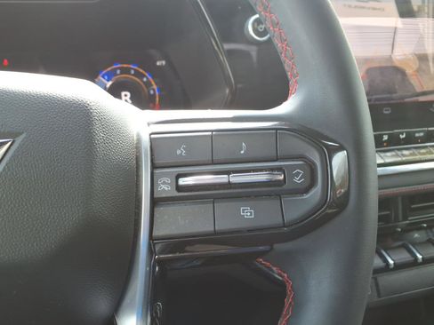 Certified 2024 Chevrolet Colorado Z71 w/ Z71 Convenience Package 2 image 29