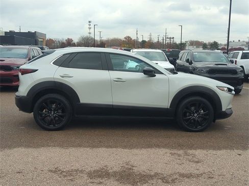 Used 2024 MAZDA CX-30 AWD 2.5 S w/ Select Sport Pkg image 2
