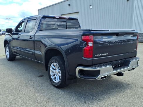 Used 2023 Chevrolet Silverado 1500 LT AWD/4WD image 5