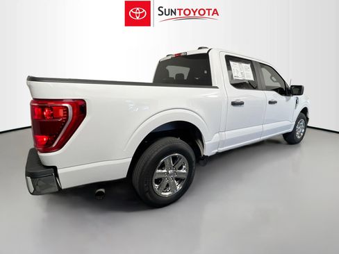 Used 2021 Ford F150 XLT image 4