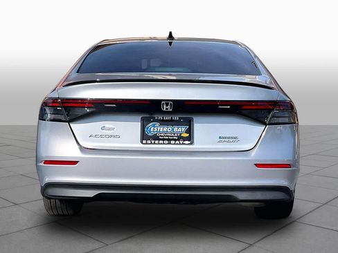 Used 2024 Honda Accord Sport image 5