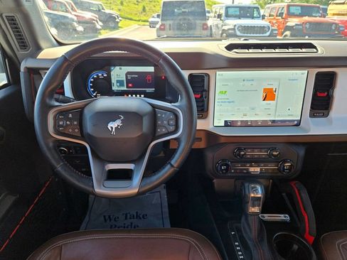 Used 2023 Ford Bronco Heritage Edition AWD/4WD image 16