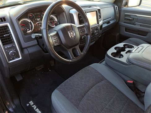 Used 2018 RAM 1500 Big Horn image 19