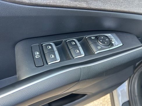 Used 2023 Kia Sorento X-Line EX image 38