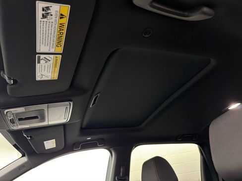Certified 2025 Honda CR-V Sport image 24