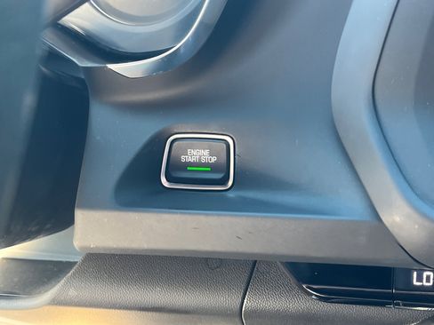 Used 2021 Chevrolet Camaro LT image 39