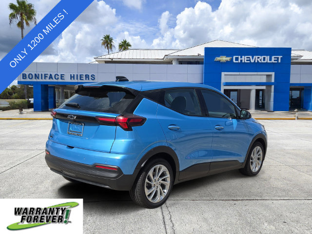 Used 2027 Chevrolet Bolt LT w/ Comfort Package FWD image 4