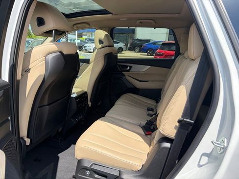 Used 2022 Acura MDX SH-AWD w/ Technology Package image 21