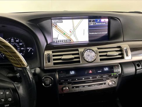 Used 2015 Lexus LS 460 w/ Comfort Package image 6