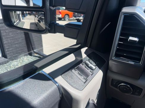 Used 2022 Ford F250 XLT AWD/4WD image 30