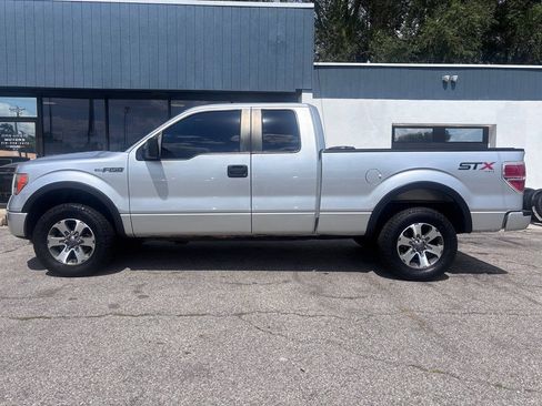 Used 2014 Ford F150 STX w/ Equipment Group 201A Mid AWD/4WD image 12