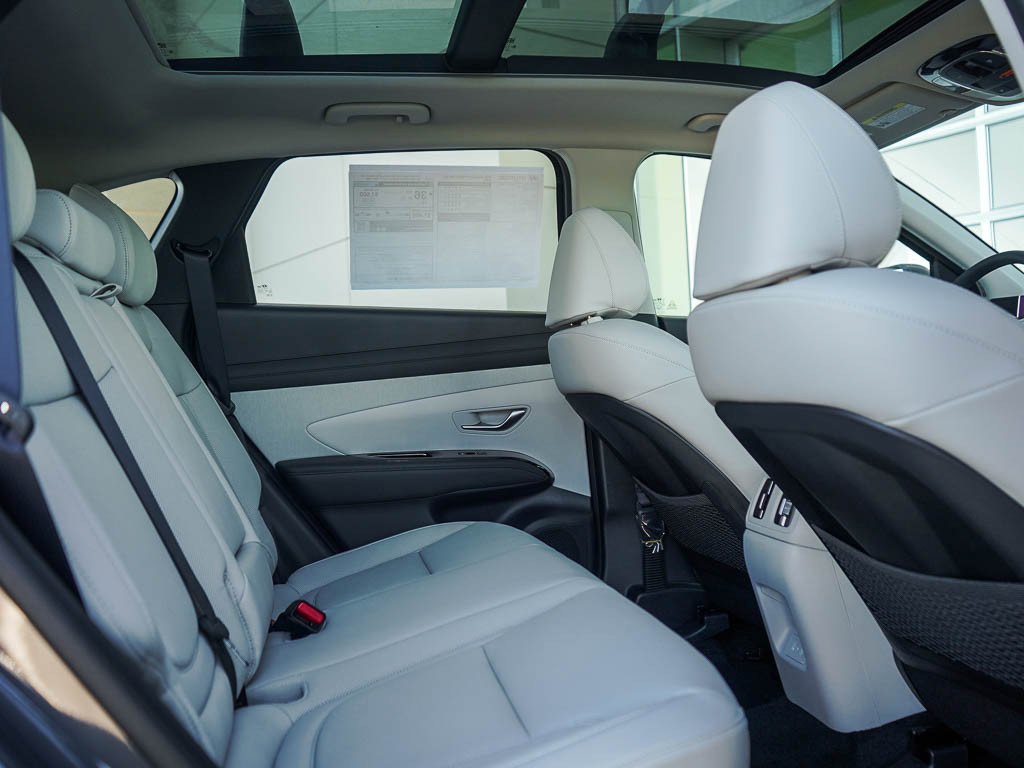 New 2026 Hyundai Tucson Limited AWD/4WD image 13