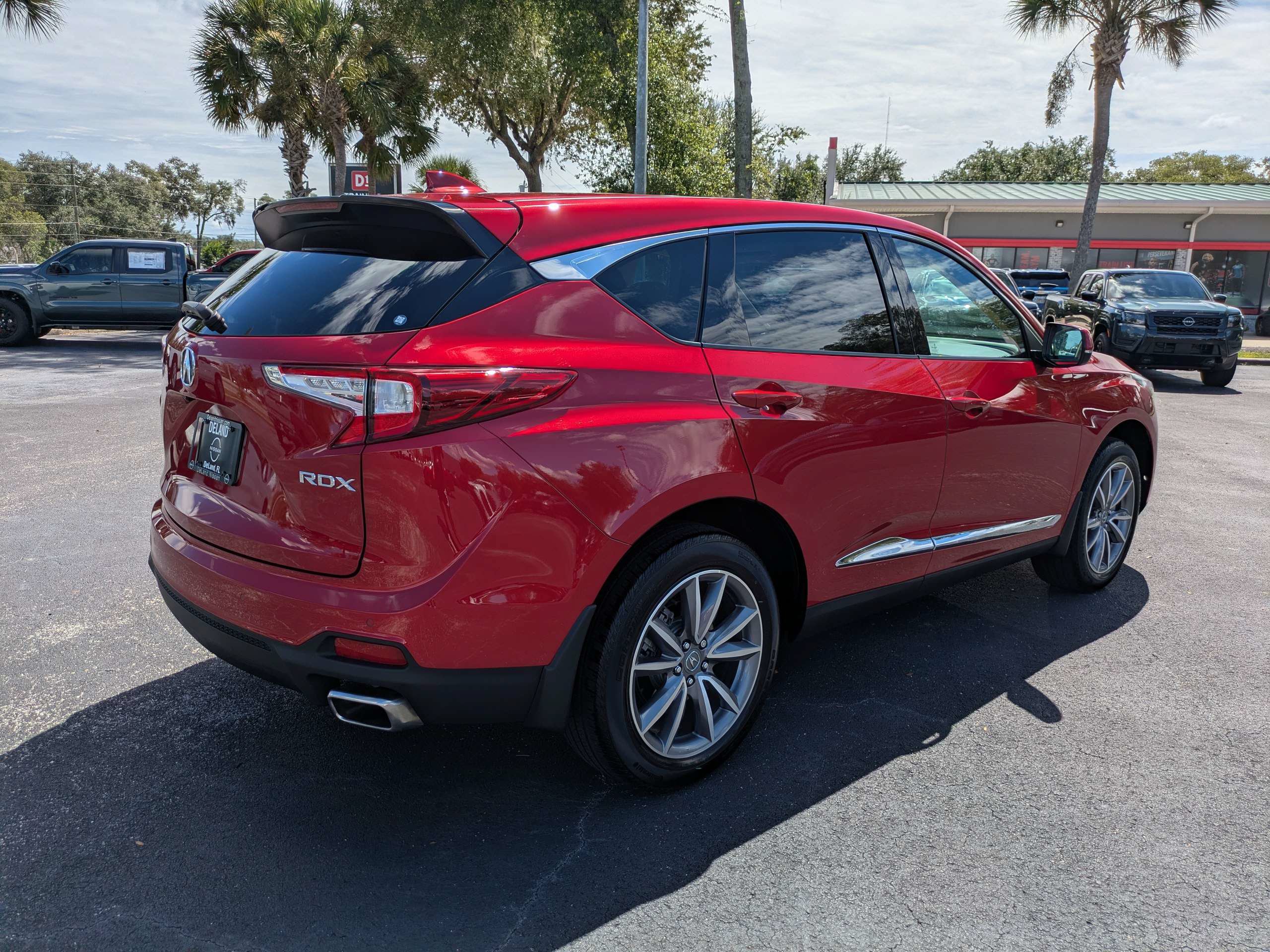 Used 2023 Acura RDX w/ Technology Package FWD image 4