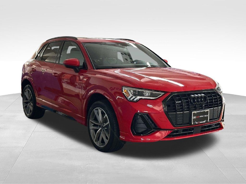 Used 2024 Audi Q3 2.0T Premium AWD/4WD image 8