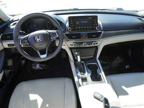 Used 2018 Honda Accord LX image 17