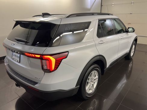 New 2026 Ford Explorer Active image 6