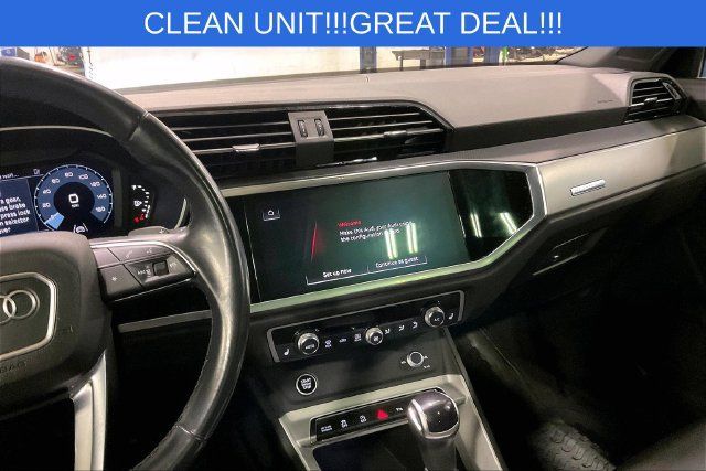 Used 2023 Audi Q3 2.0T Premium AWD/4WD image 6