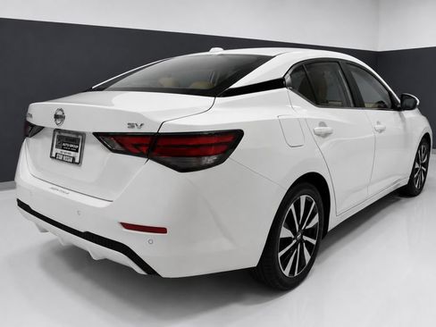 Certified 2023 Nissan Sentra SV w/ SV Premium Package FWD image 8