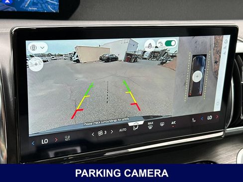 Used 2025 Ford Expedition Max Platinum w/ Driver's Package AWD/4WD image 28