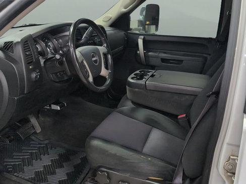 Used 2011 GMC Sierra 1500 SLE w/ Power Tech Package AWD/4WD image 8