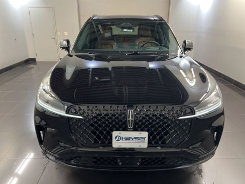 New 2026 Lincoln Aviator Reserve w/ Jet Appearance Package image 2