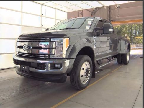 Used 2017 Ford F450 Lariat w/ Lariat Ultimate Package image 1