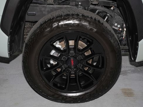 Used 2025 Toyota Tundra SR5 w/ SR5 Convenience Package AWD/4WD image 41