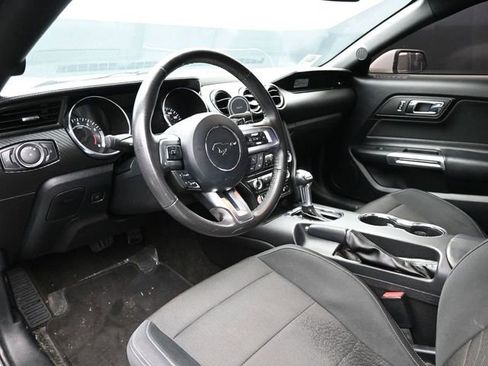 Used 2015 Ford Mustang Coupe image 10