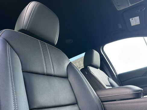 New 2026 Chevrolet Traverse High Country image 18