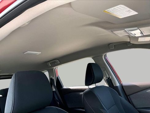 Used 2023 Nissan Rogue S FWD image 17