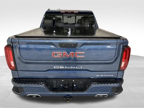 Used 2024 GMC Sierra 1500 Denali w/ Technology Package AWD/4WD image 4
