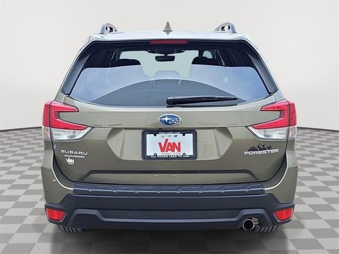 Certified 2023 Subaru Forester Limited image 6