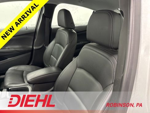 Used 2019 Chevrolet Cruze Premier w/ Driver Confidence II Package image 16