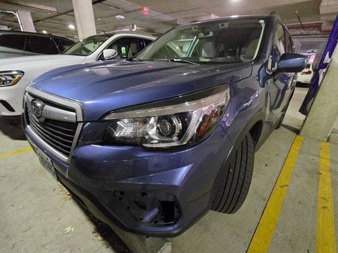 Used 2020 Subaru Forester Premium AWD/4WD image 1