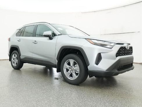 New 2025 Toyota RAV4 XLE image 15