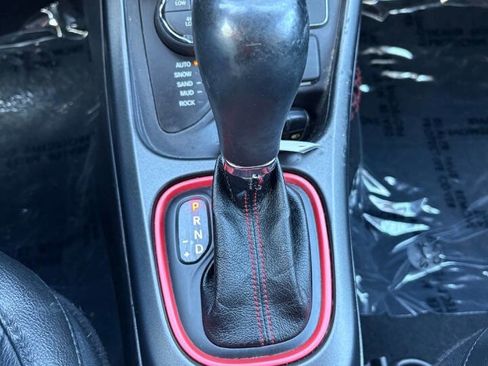 Used 2020 Jeep Compass Trailhawk image 26