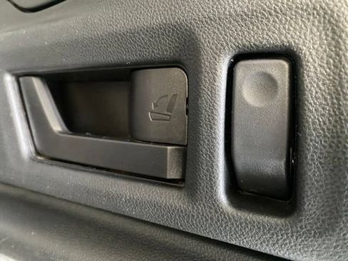 Used 2023 Subaru Outback Limited AWD/4WD image 9