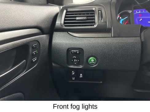 Used 2022 Honda Pilot TrailSport image 39