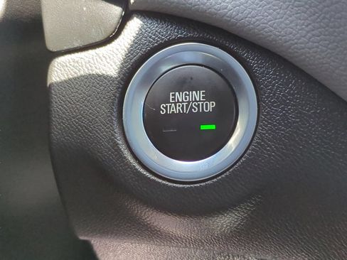 Used 2023 Chevrolet Equinox LT FWD image 23
