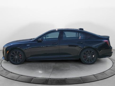 New 2026 Cadillac CT5 V RWD image 4