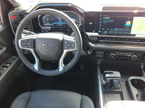 Used 2025 Chevrolet Silverado 1500 LT Trail Boss w/ Convenience Package II image 26