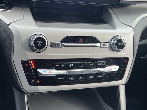 Certified 2023 Ford Explorer XLT w/ Equipment Group 202A image 23