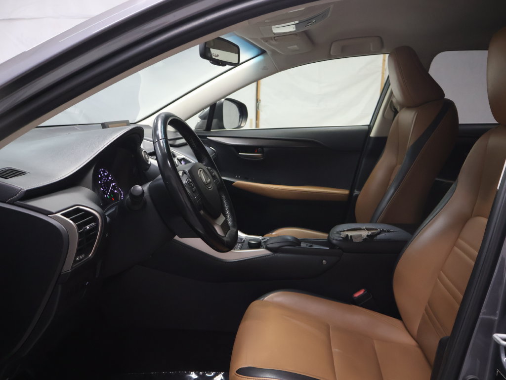 Used 2016 Lexus NX 200t FWD image 16