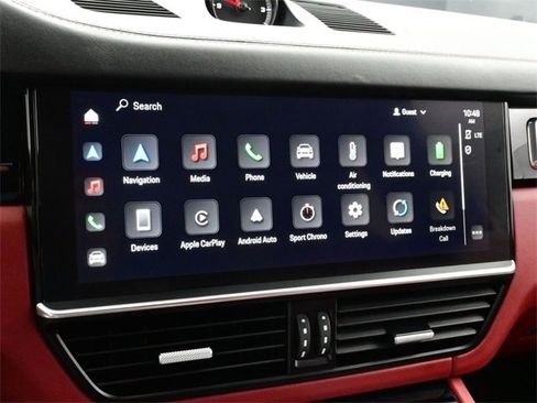 Used 2023 Porsche Cayenne Platinum Edition image 10