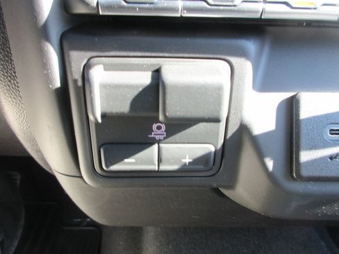 New 2026 GMC Sierra 1500 Pro w/ Pro Value Package image 18