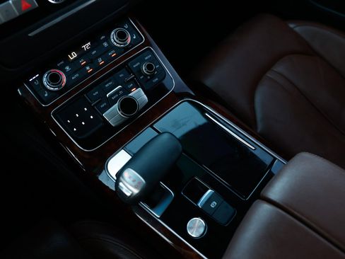 Used 2014 Audi A8 L TDI w/ Premium Package image 47