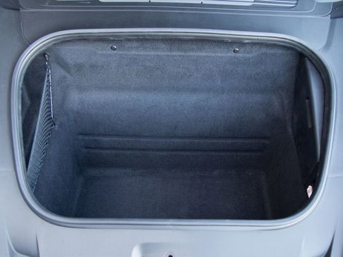 Certified 2021 Porsche 911 Carrera RWD image 22
