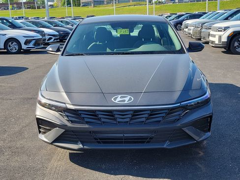 New 2026 Hyundai Elantra Sport FWD image 2